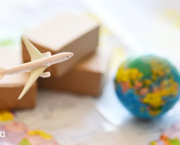 This image shows how to delivery far away with freight courier service properly