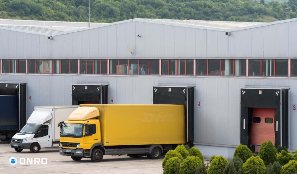 This image shows the importance of hub-based delivery software.